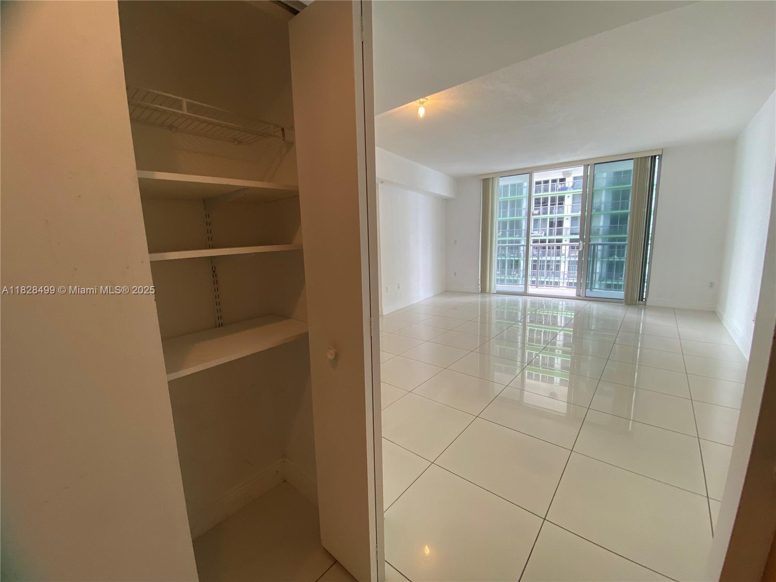 OPERA TOWER CONDO - Residential