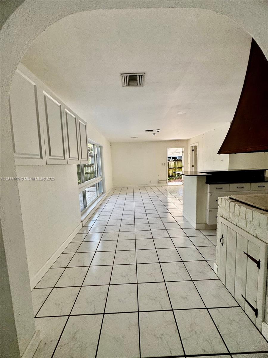 RIVERSIDE ESTATES ADD REV - Residential Lease