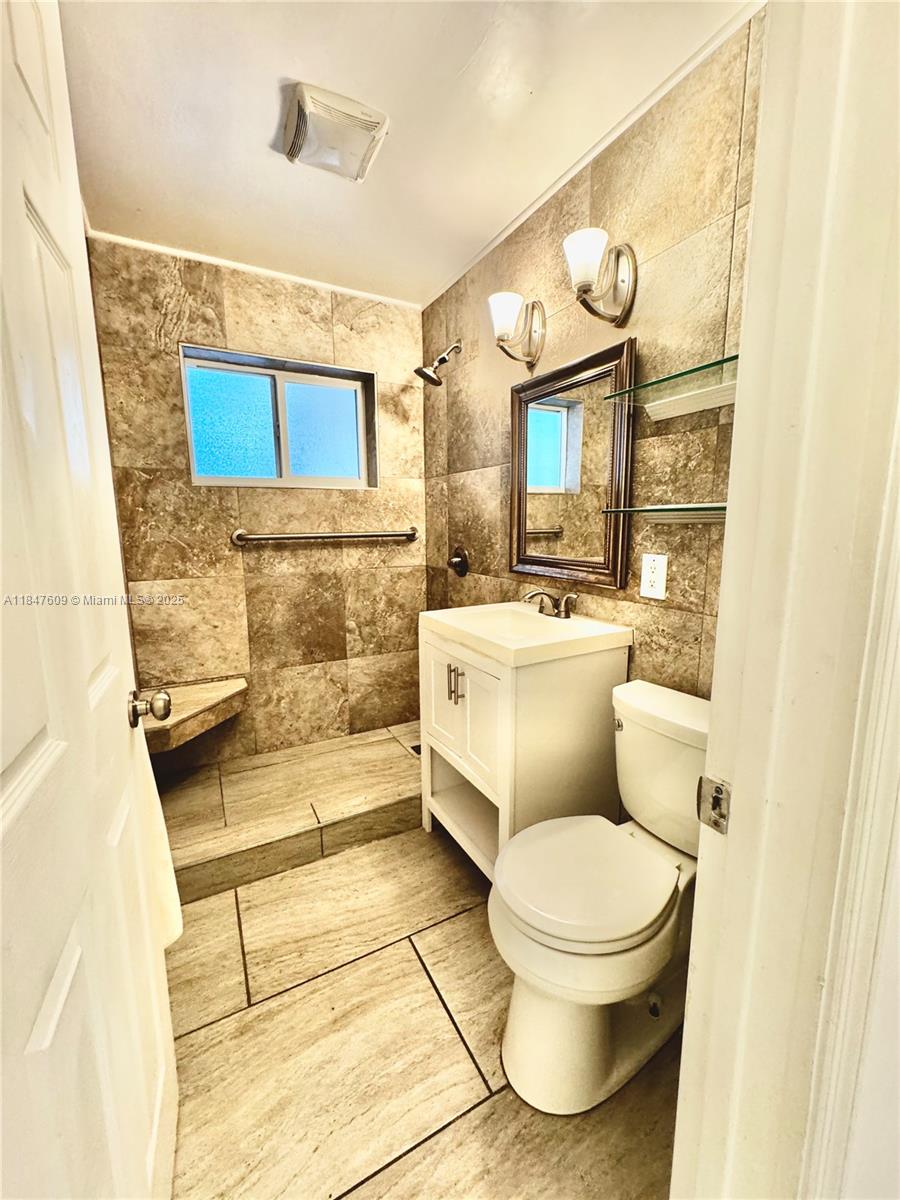 RIVERSIDE ESTATES ADD REV - Residential Lease