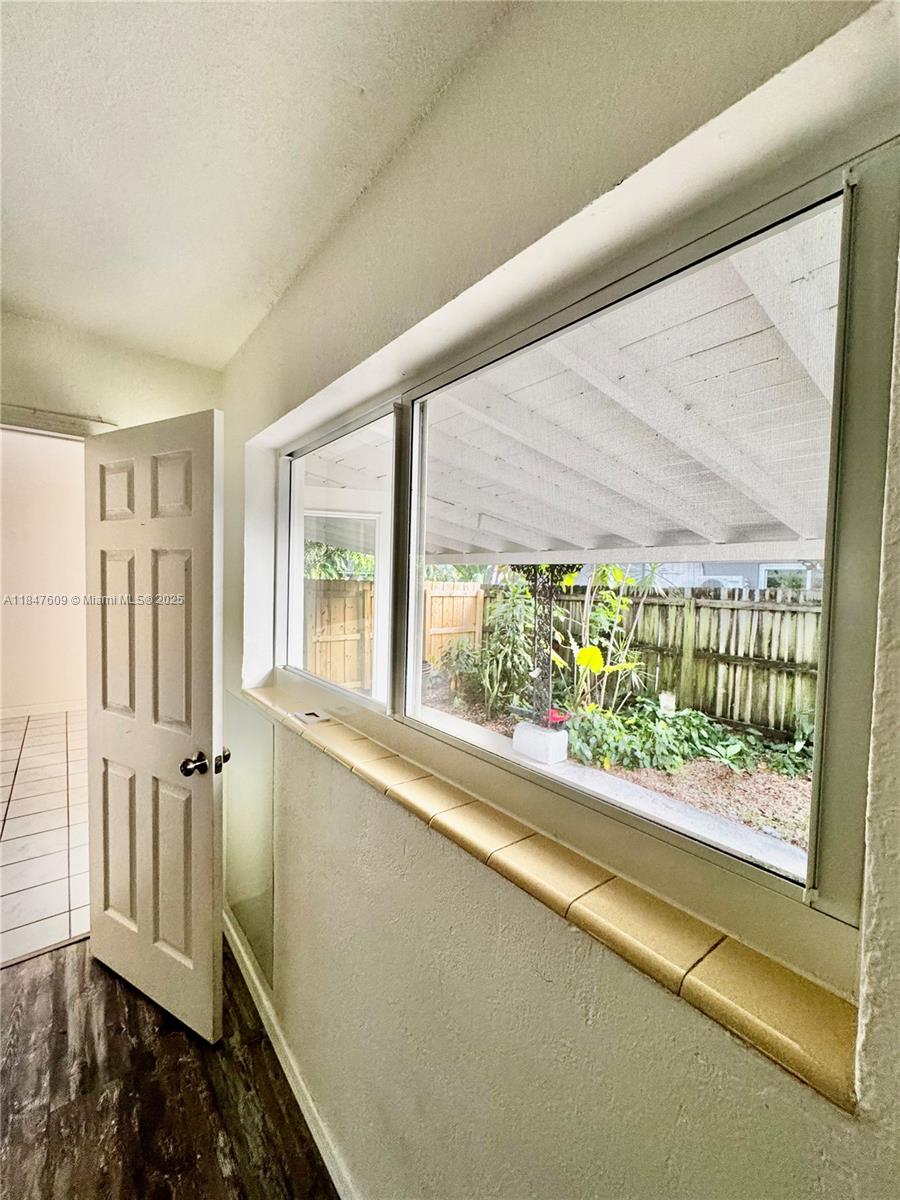 RIVERSIDE ESTATES ADD REV - Residential Lease