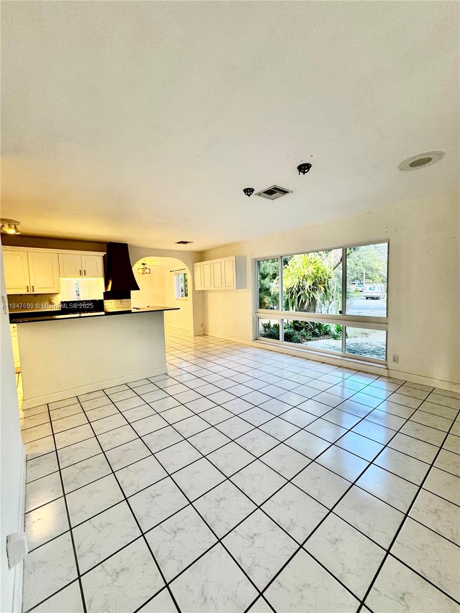 RIVERSIDE ESTATES ADD REV - Residential Lease