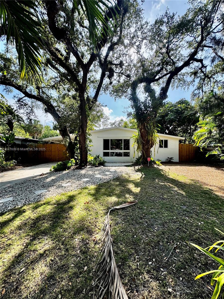 RIVERSIDE ESTATES ADD REV - Residential Lease