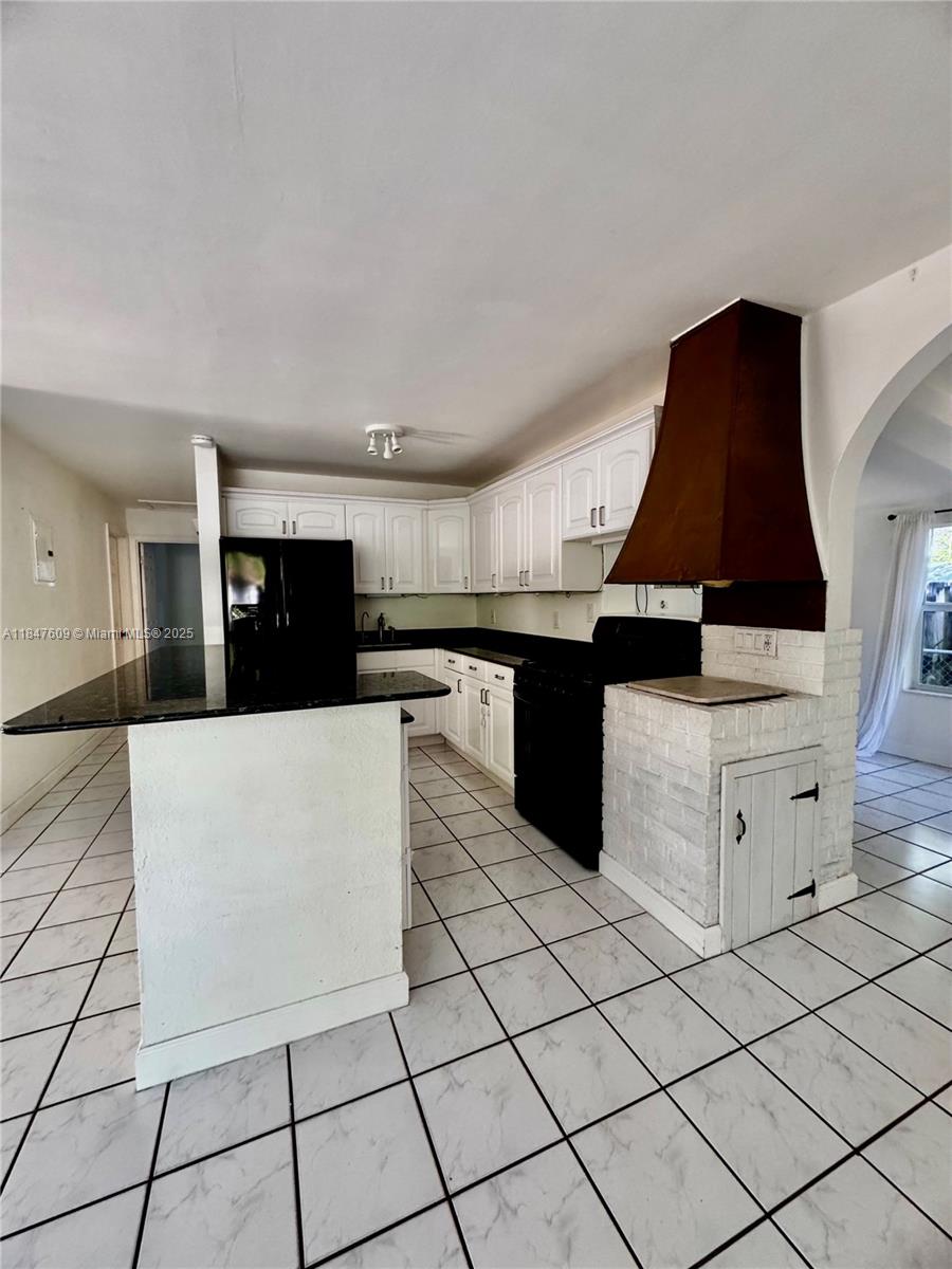 RIVERSIDE ESTATES ADD REV - Residential Lease