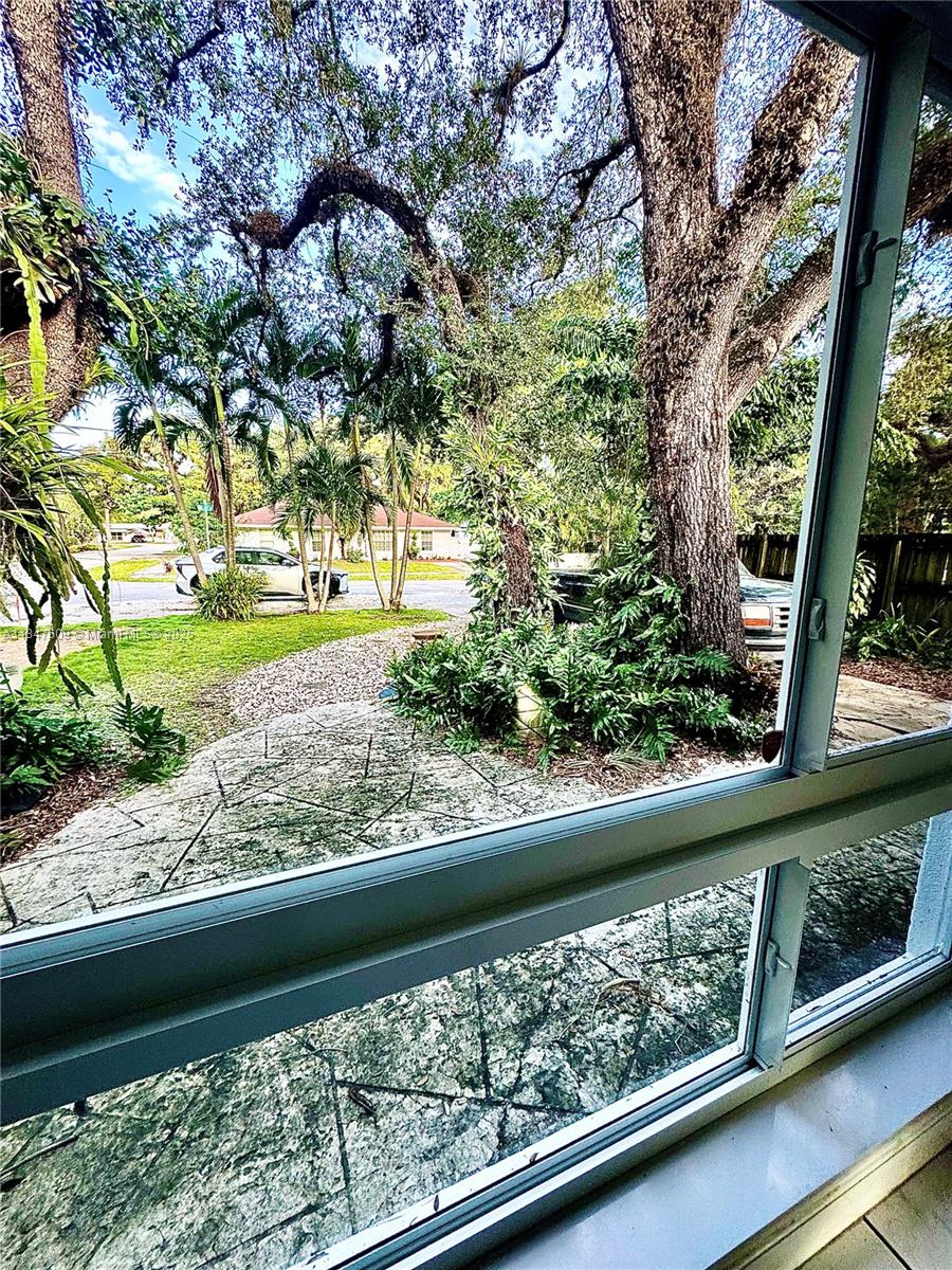 RIVERSIDE ESTATES ADD REV - Residential Lease