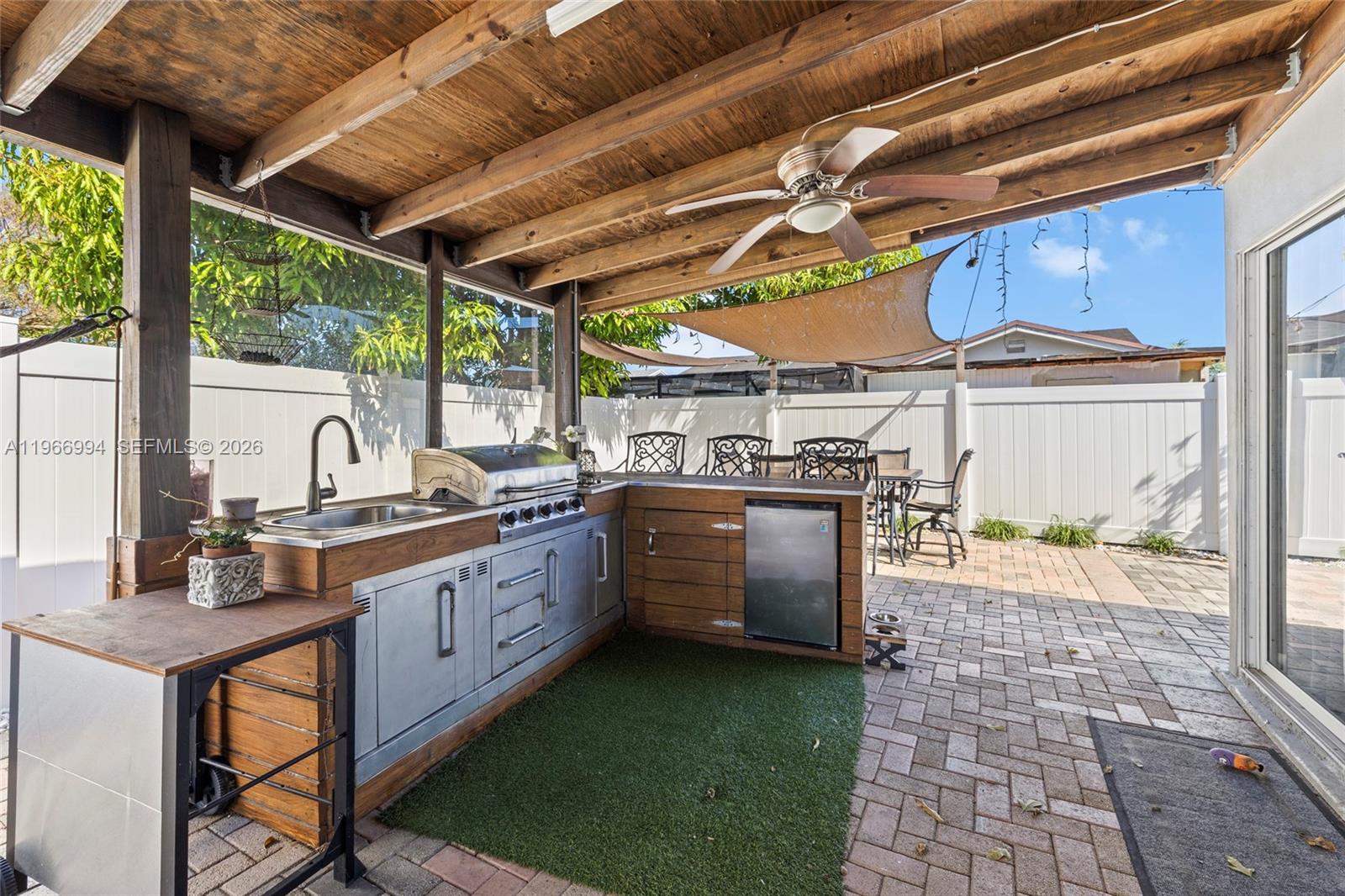 SANDALFOOT COVE SEC 2 - Residential