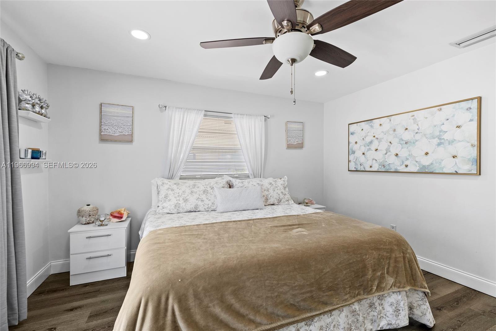 SANDALFOOT COVE SEC 2 - Residential