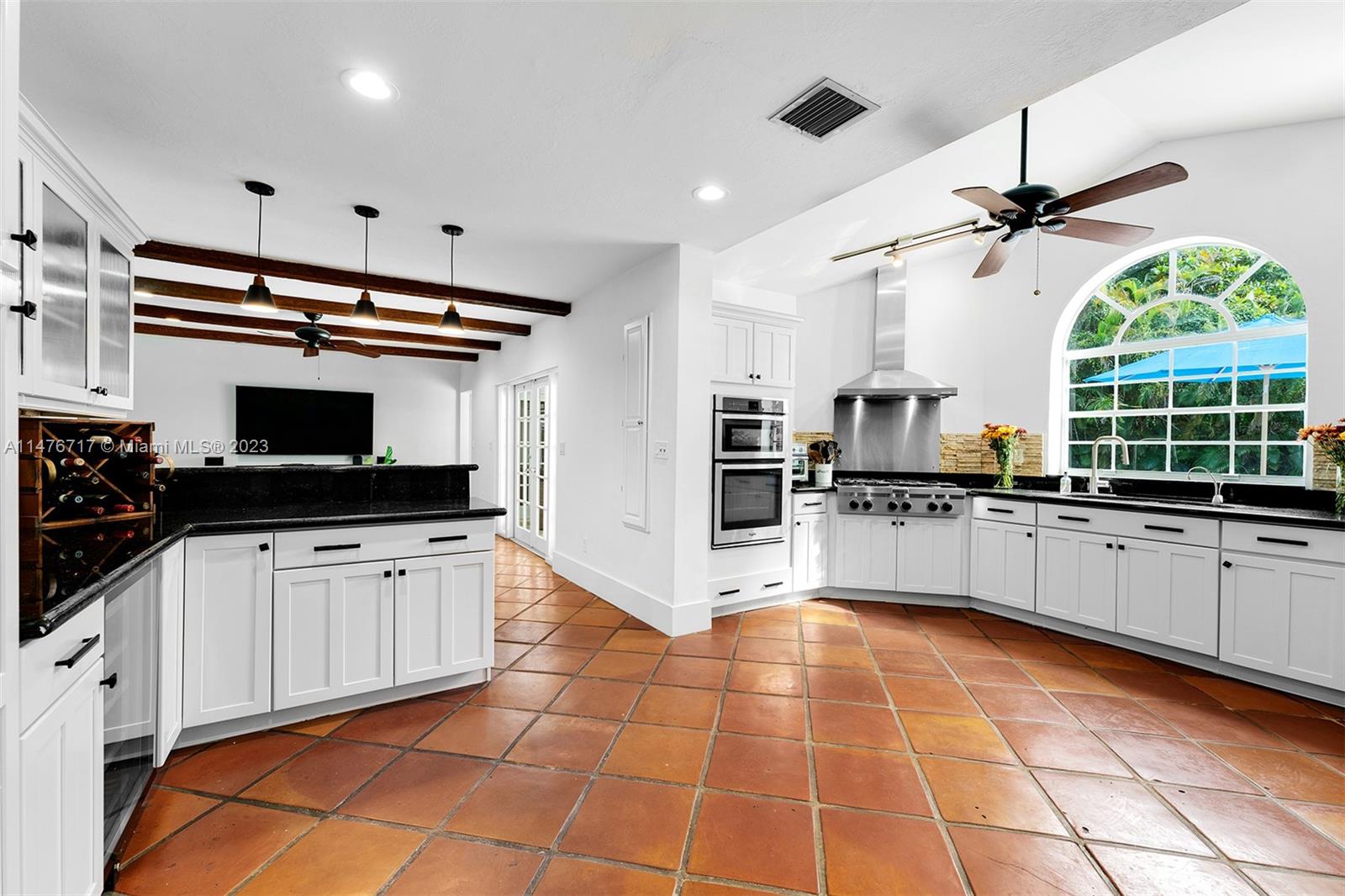 NOB HILL ESTS - Residential