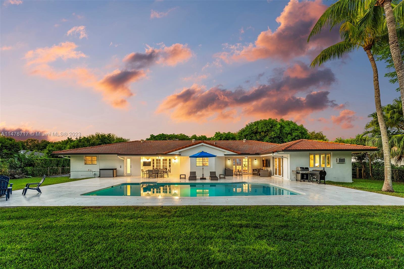 NOB HILL ESTS - Residential