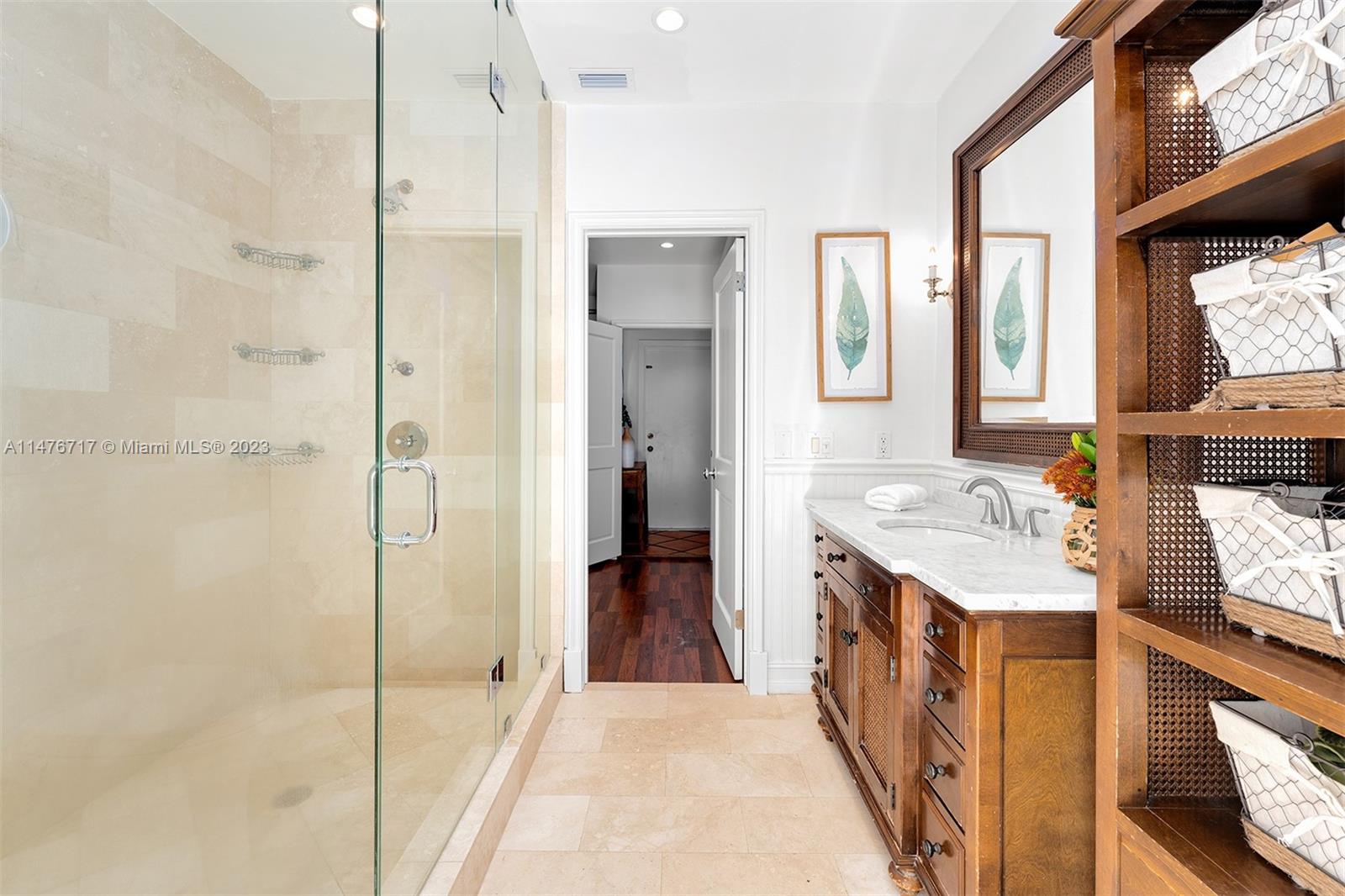 NOB HILL ESTS - Residential