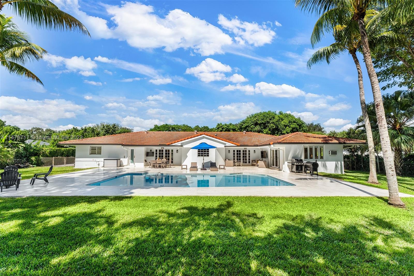 NOB HILL ESTS - Residential