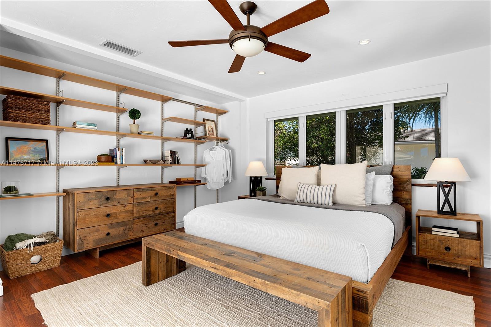 NOB HILL ESTS - Residential