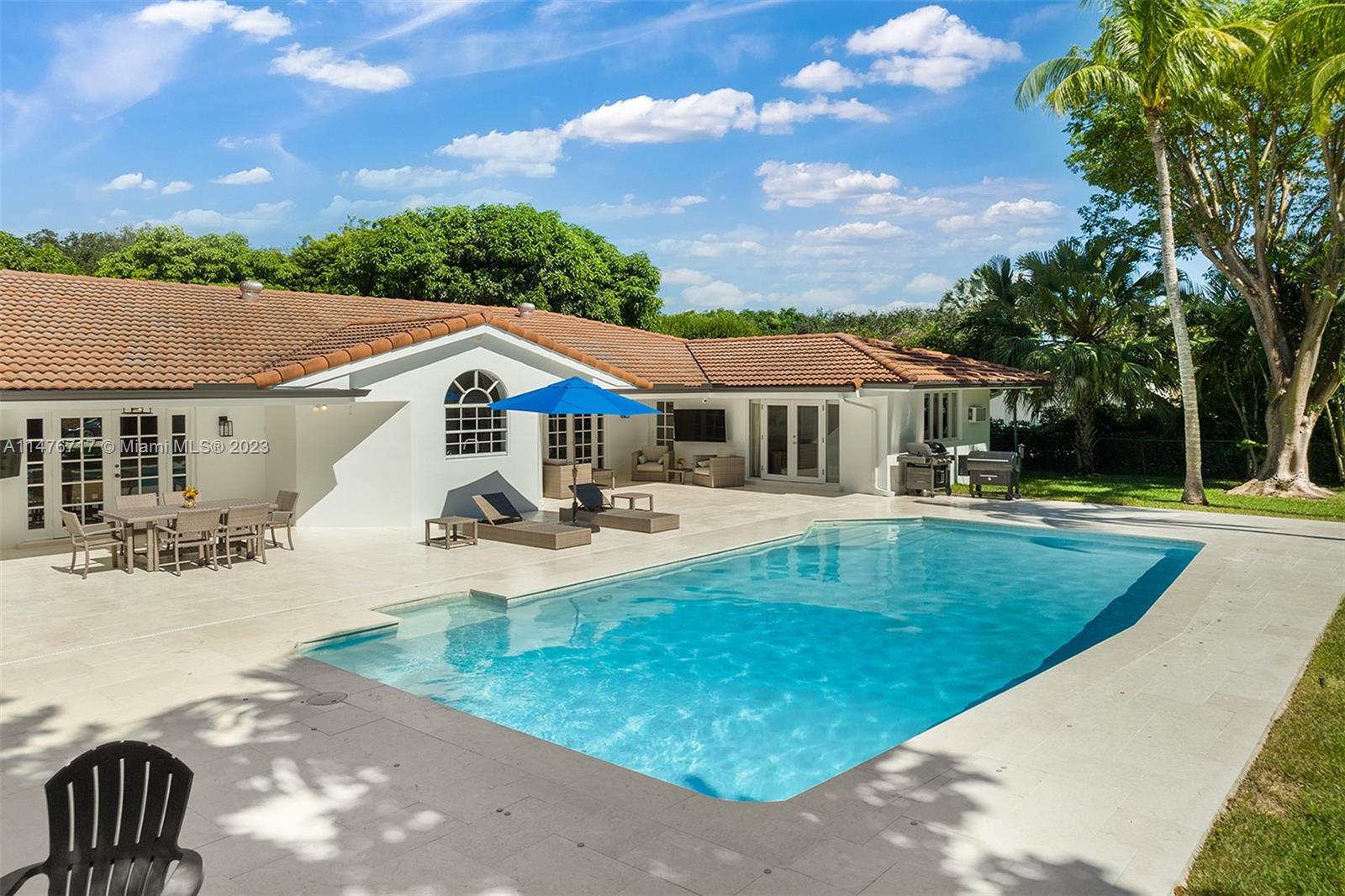 NOB HILL ESTS - Residential