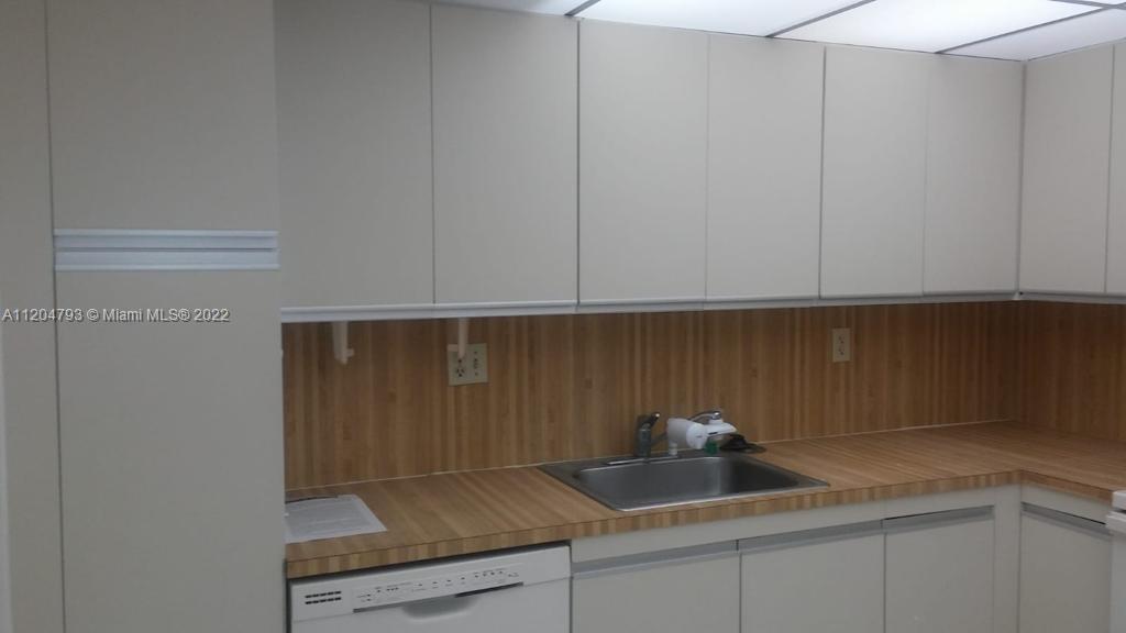 THE CLIPPER AT BISC COVE - Residential