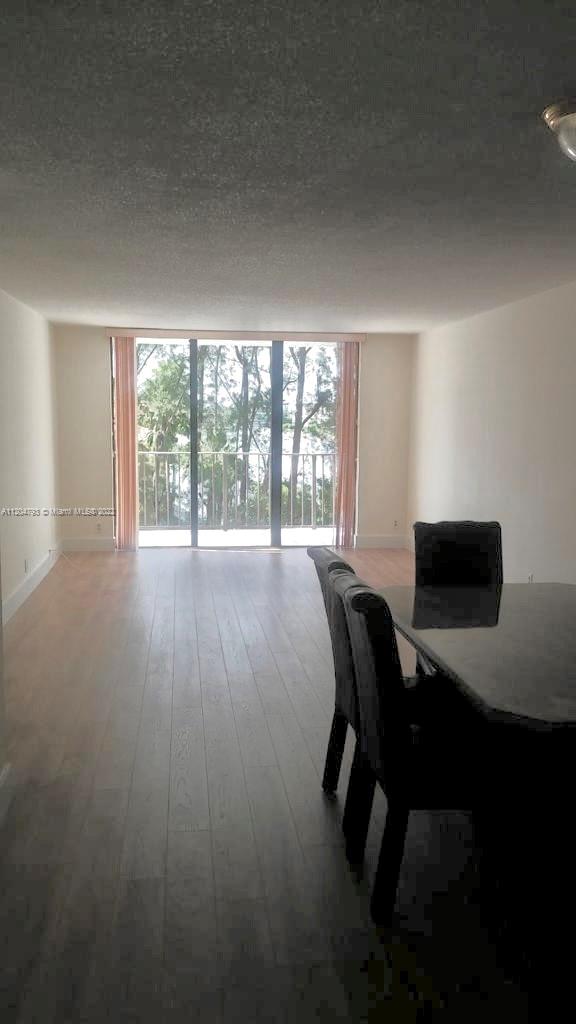 THE CLIPPER AT BISC COVE - Residential