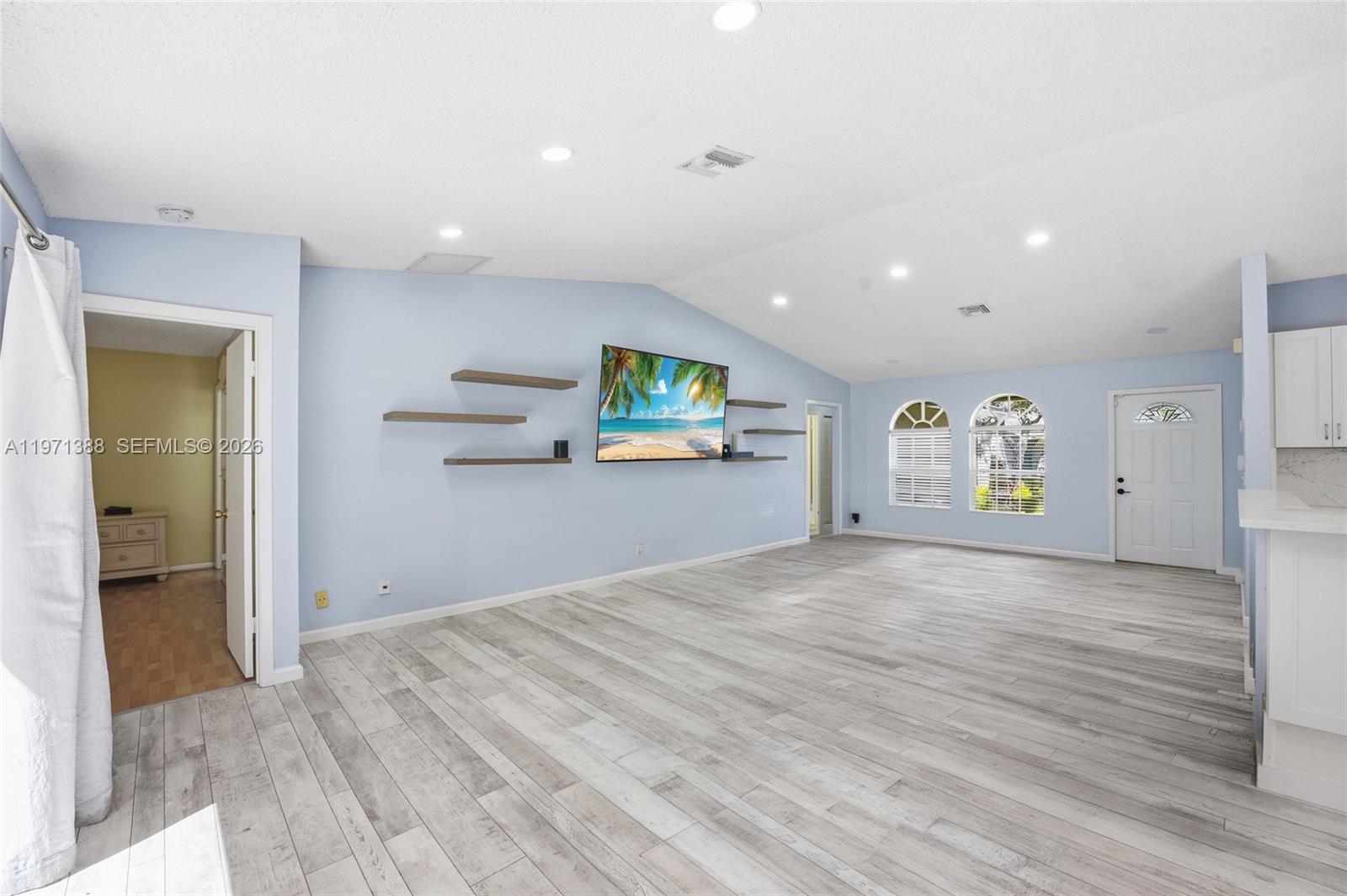 PARKWOOD V - Residential