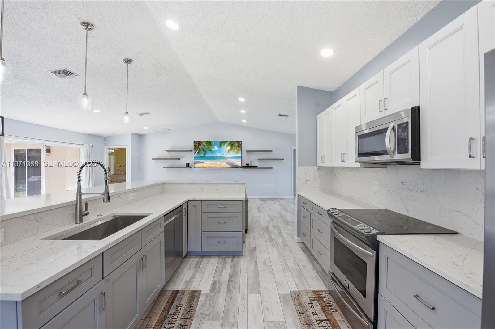 PARKWOOD V - Residential