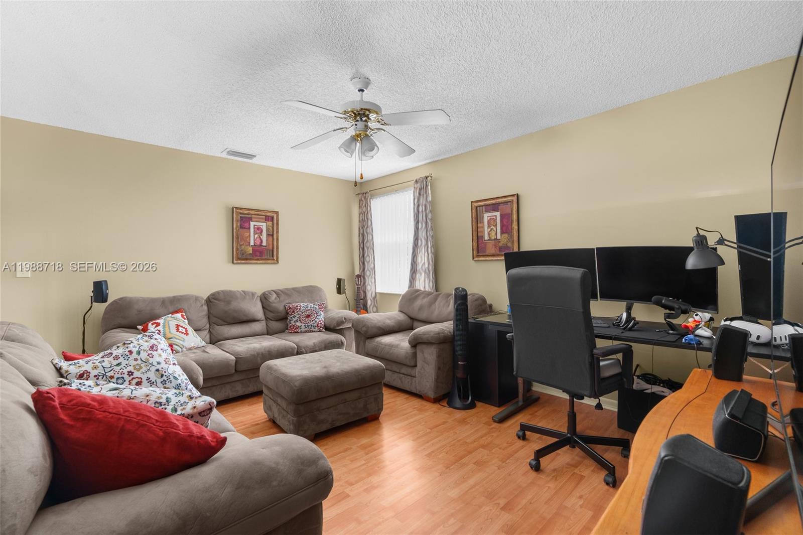 SCARBOROUGH II - Residential