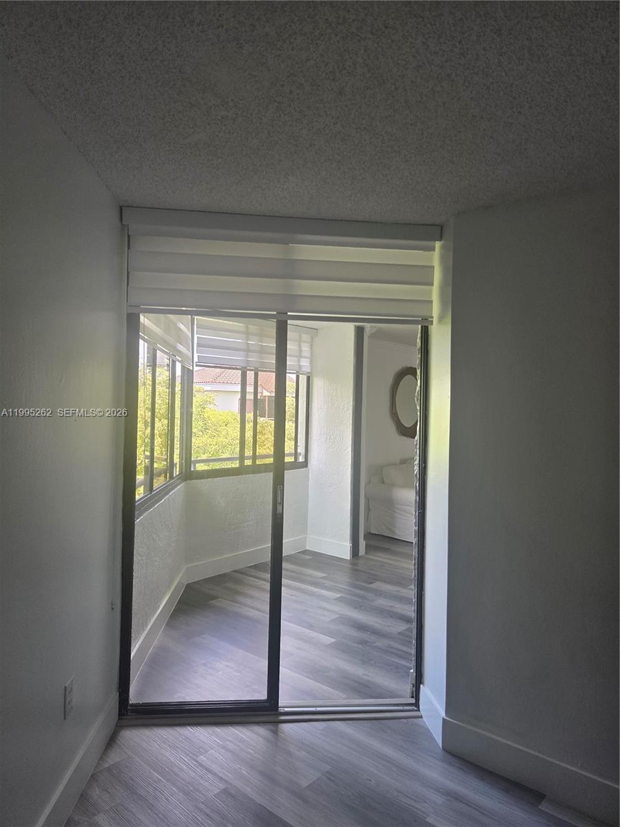 VERABELLA FALLS CONDO - Residential Lease