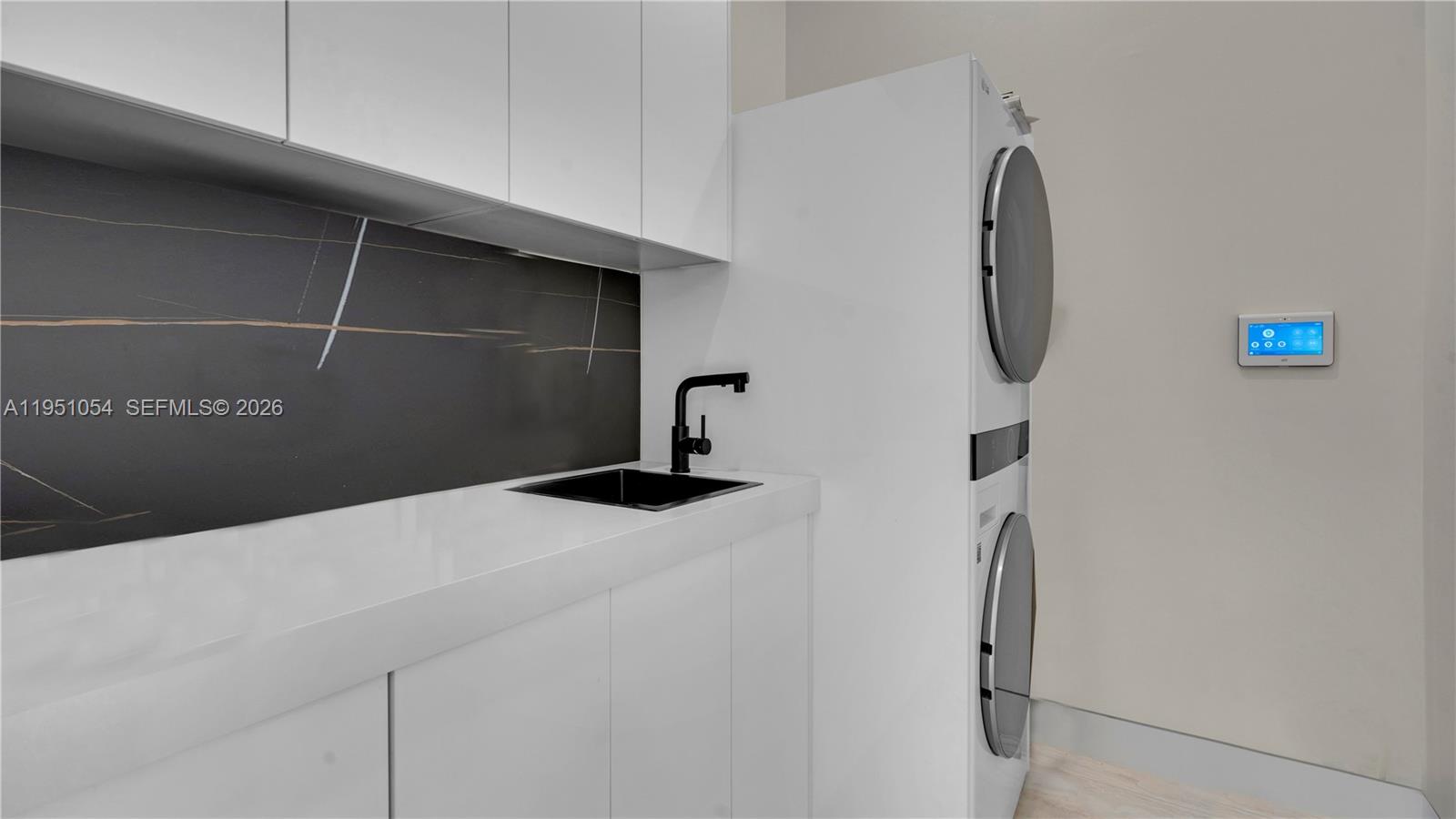 CORAL HEIGHTS SEC ONE - Residential