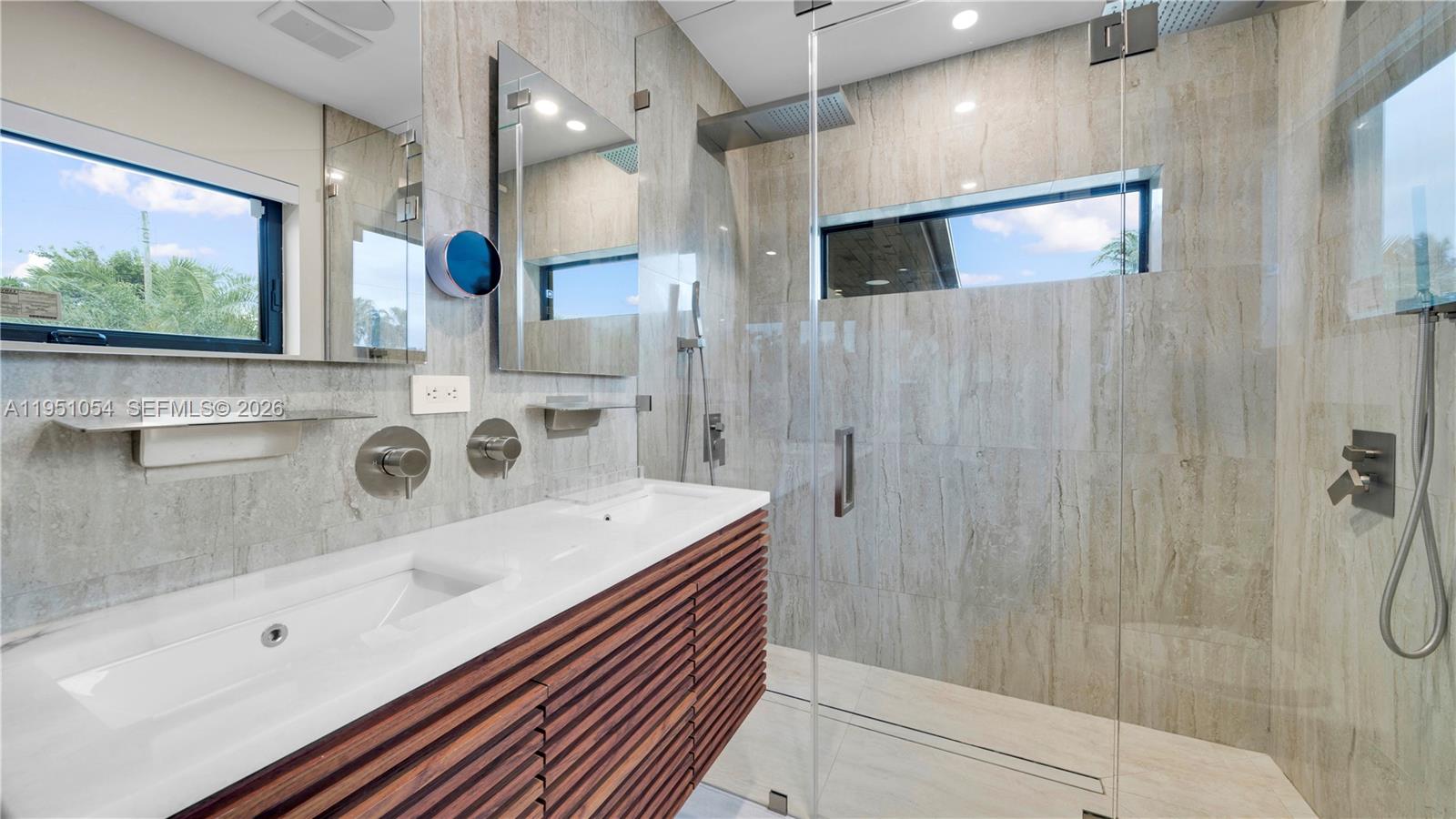 CORAL HEIGHTS SEC ONE - Residential