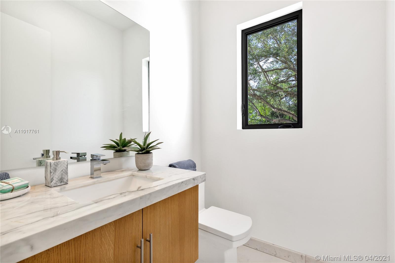 Granada Park - Residential