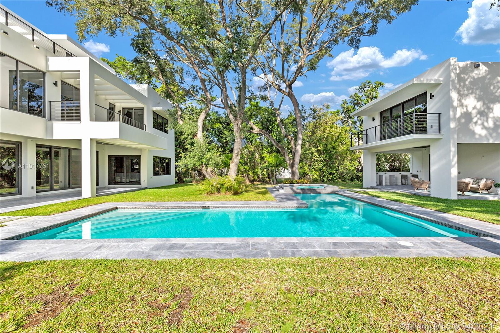 Granada Park - Residential