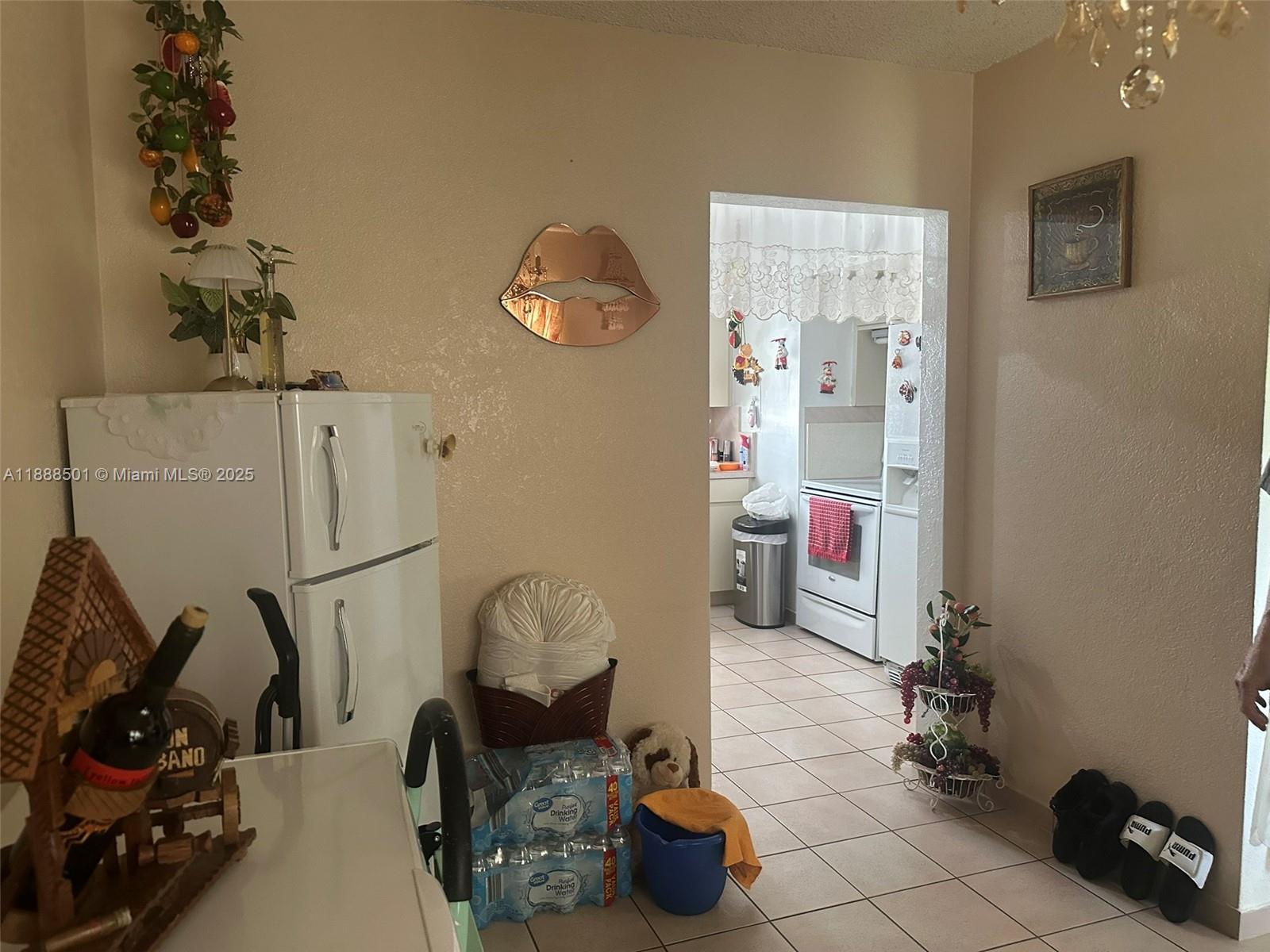PALM SPRINGS AMD - Residential