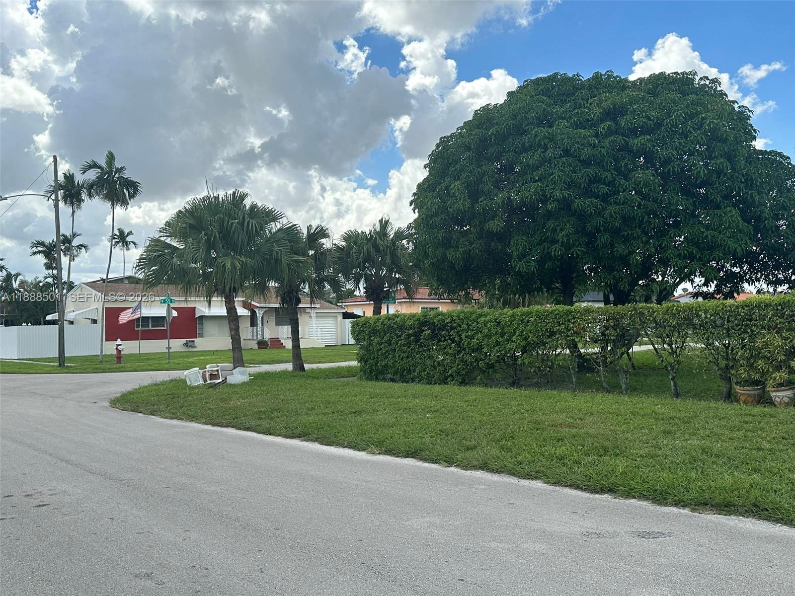 PALM SPRINGS AMD - Residential