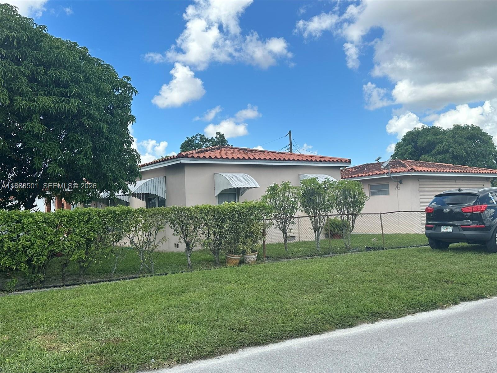 PALM SPRINGS AMD - Residential