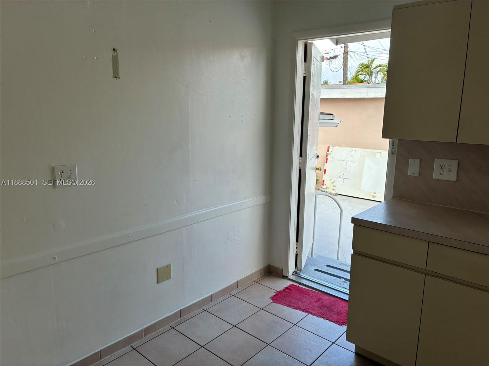 PALM SPRINGS AMD - Residential