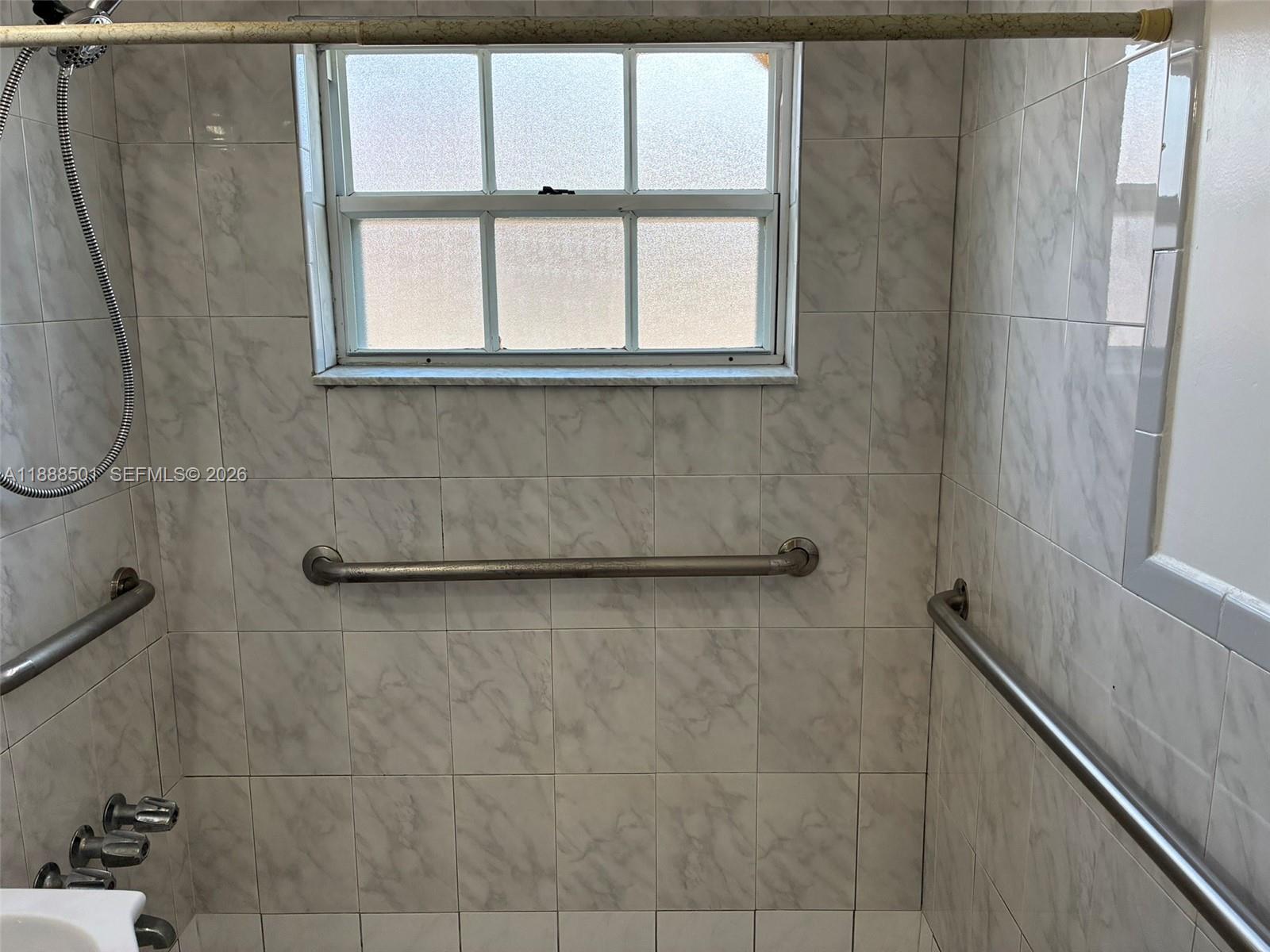 PALM SPRINGS AMD - Residential