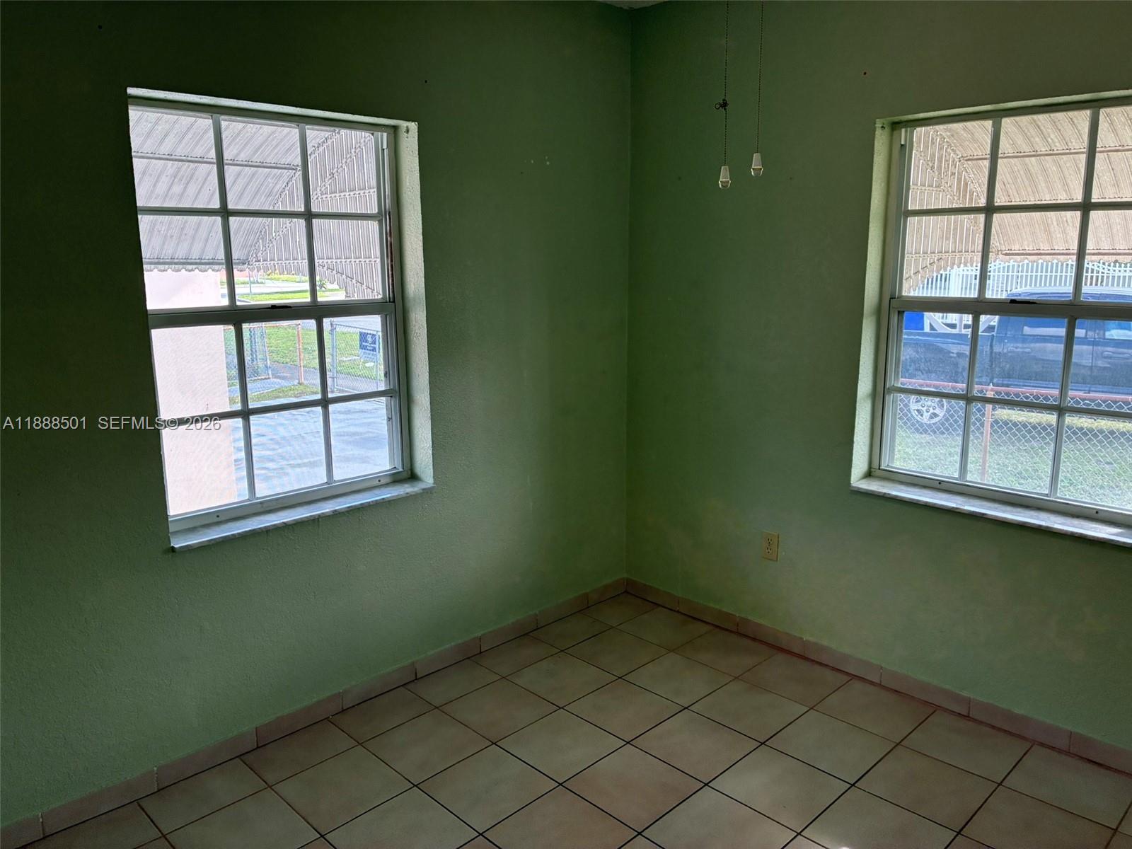 PALM SPRINGS AMD - Residential