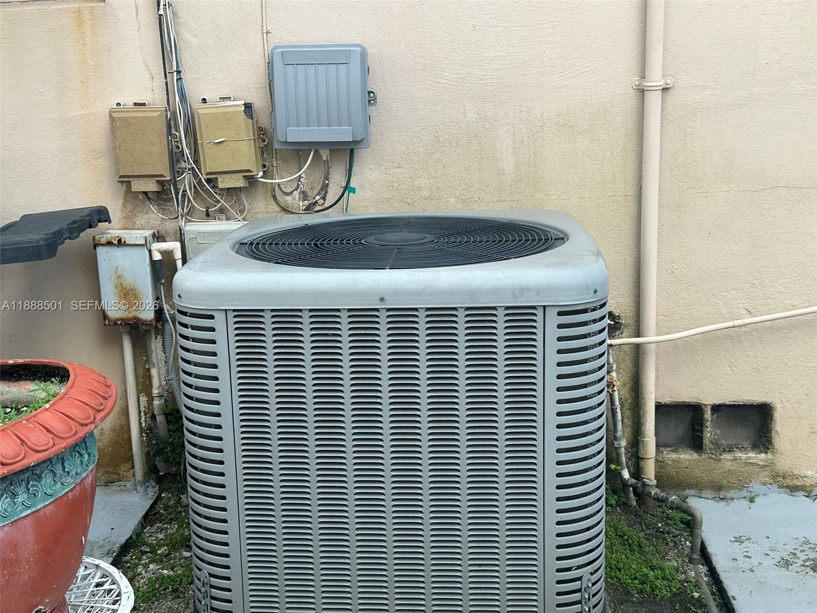 PALM SPRINGS AMD - Residential