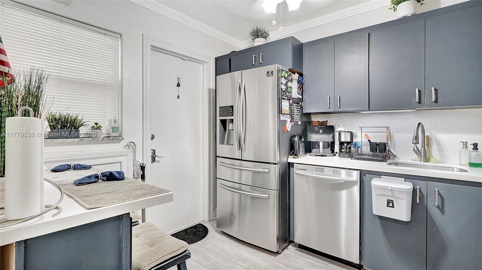 SECOND GULFSTREAM GARDEN - Residential