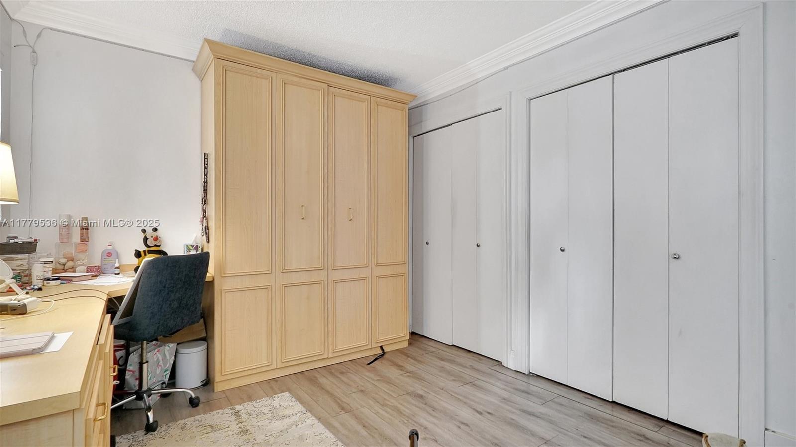 SECOND GULFSTREAM GARDEN - Residential