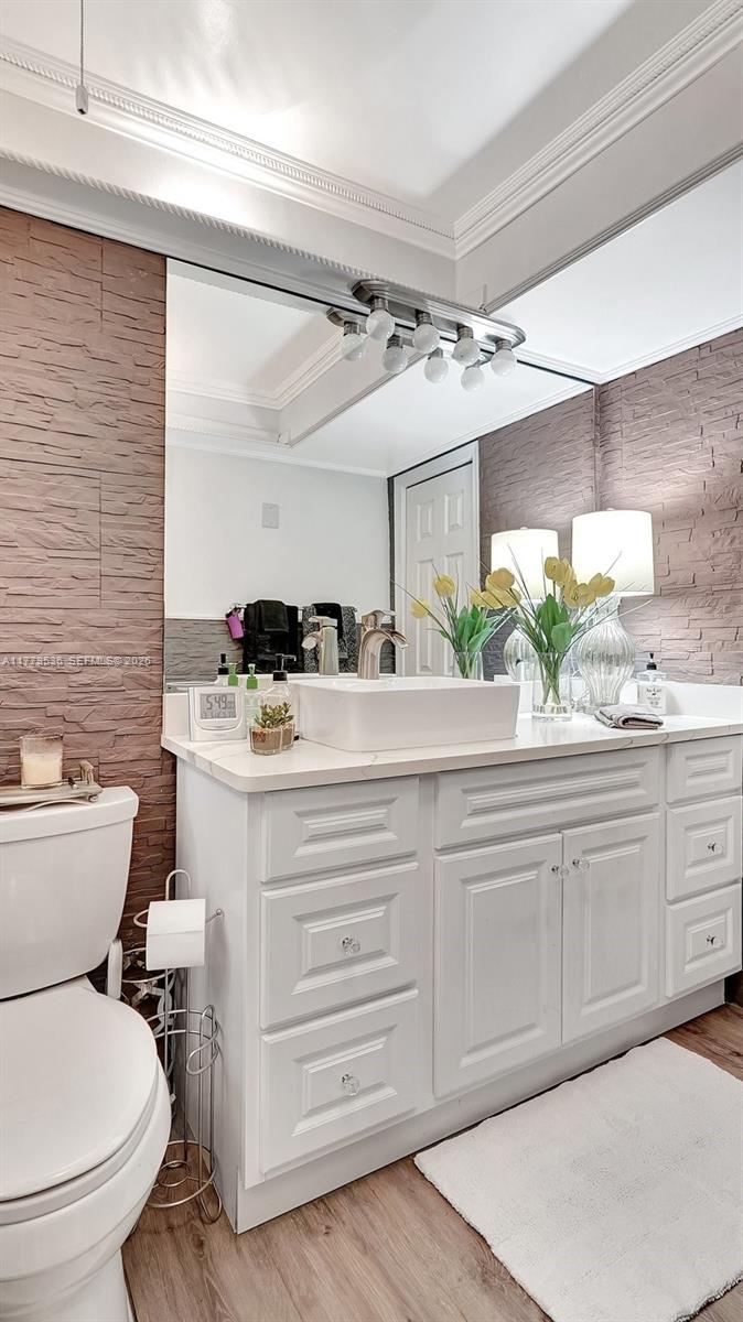 SECOND GULFSTREAM GARDEN - Residential