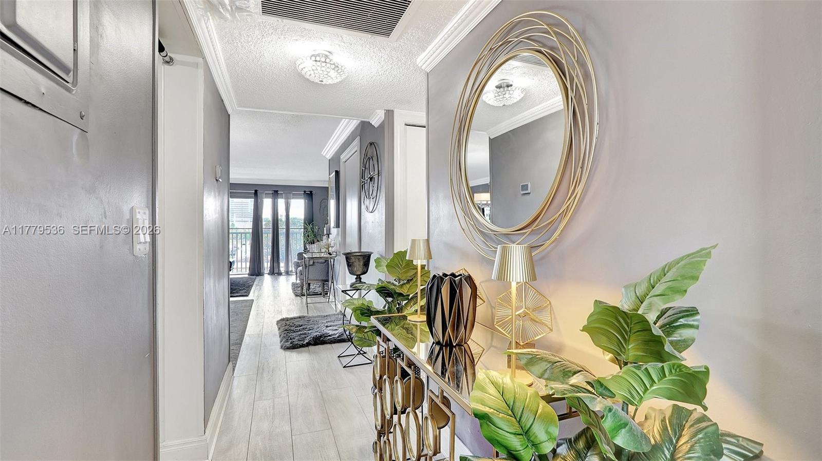 SECOND GULFSTREAM GARDEN - Residential