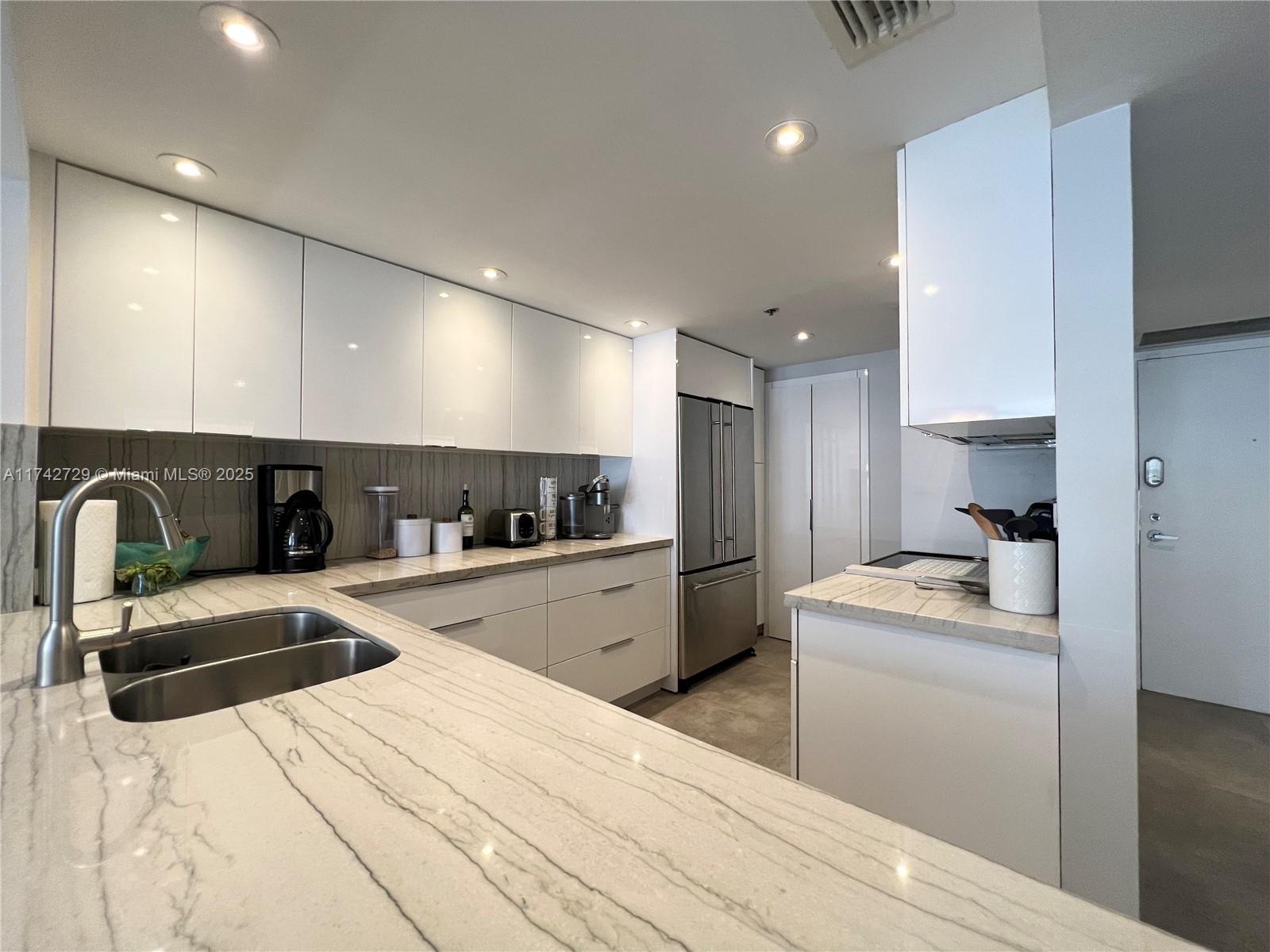 THE GRAND - Residential Lease
