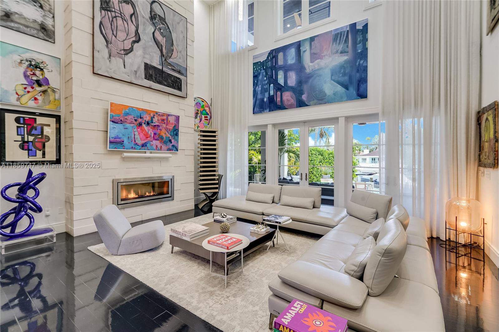 701 Bella Vista Ave