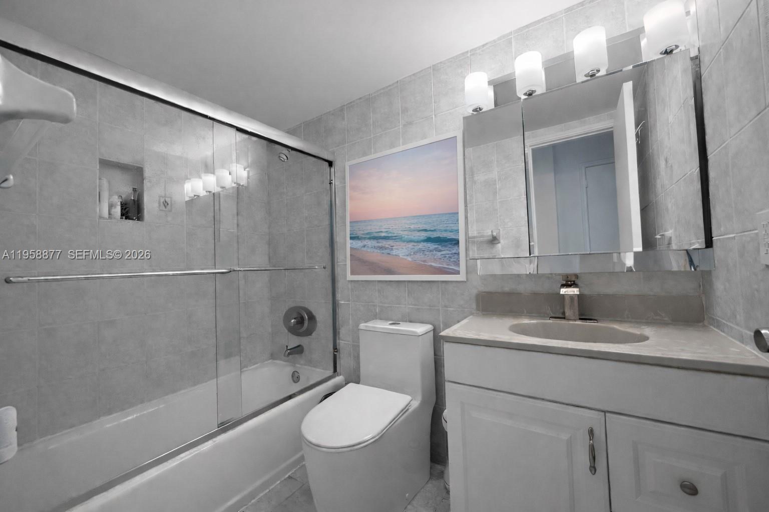 BAYVIEW TERR CONDO - Residential