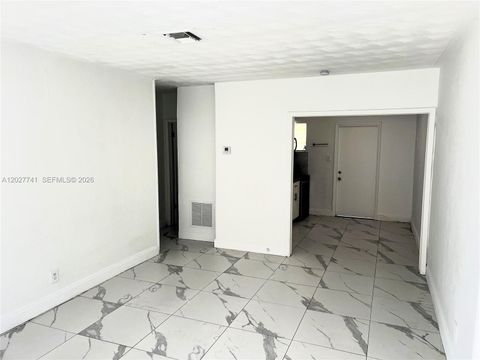 Tiny photo for 2226 Cody St, Hollywood, FL 33020 (MLS # A12027741)