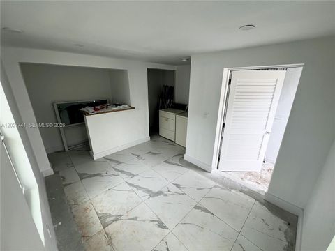 Tiny photo for 2226 Cody St, Hollywood, FL 33020 (MLS # A12027741)