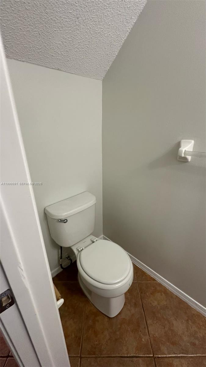 COCONUTS - Residential Lease