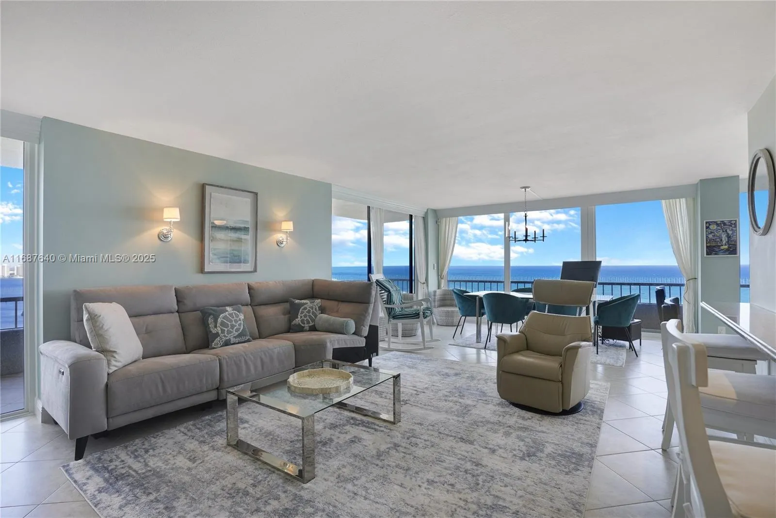Singer Island, Florida 33404, United States, 2 Bedrooms Bedrooms, ,2 BathroomsBathrooms,Residential,Active,35031
