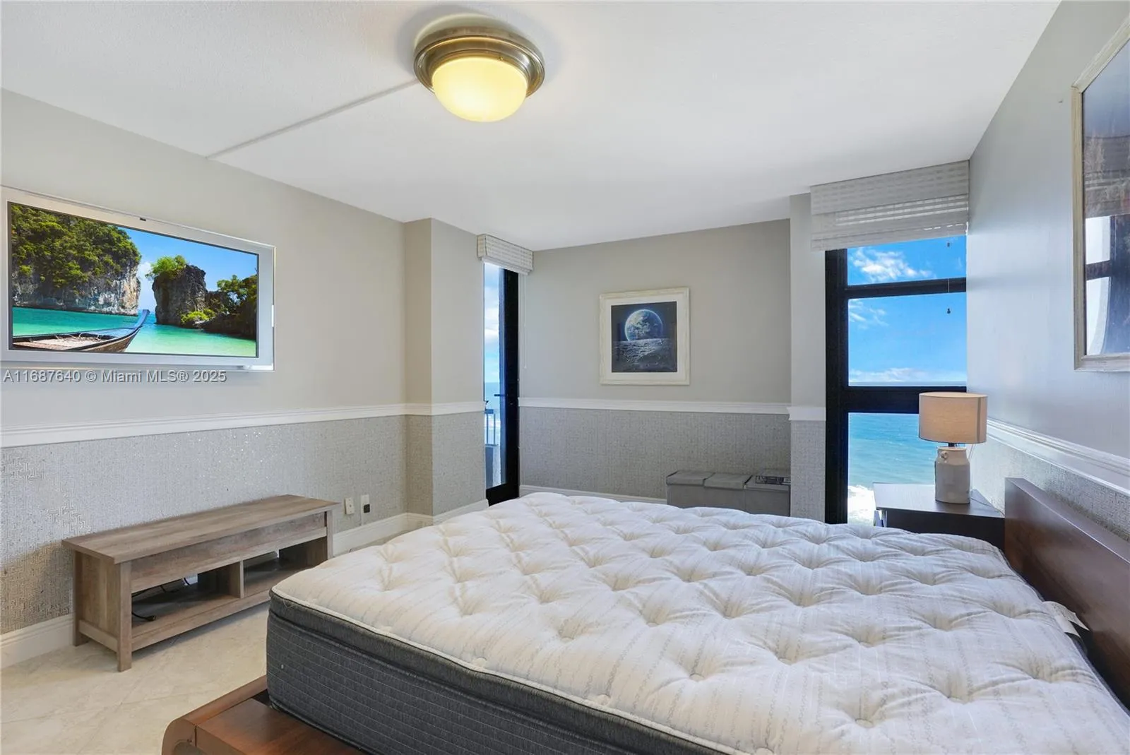 Singer Island, Florida 33404, United States, 2 Bedrooms Bedrooms, ,2 BathroomsBathrooms,Residential,Active,35031