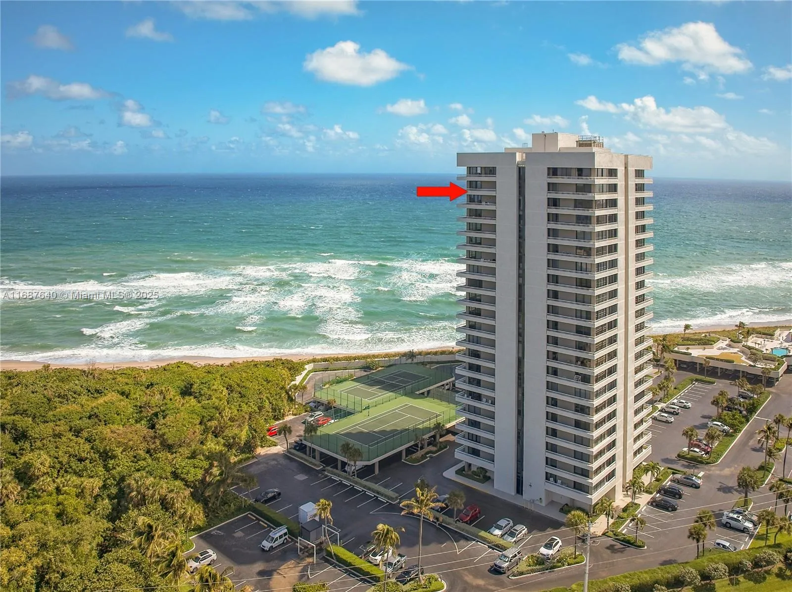 Singer Island, Florida 33404, United States, 2 Bedrooms Bedrooms, ,2 BathroomsBathrooms,Residential,Active,35031