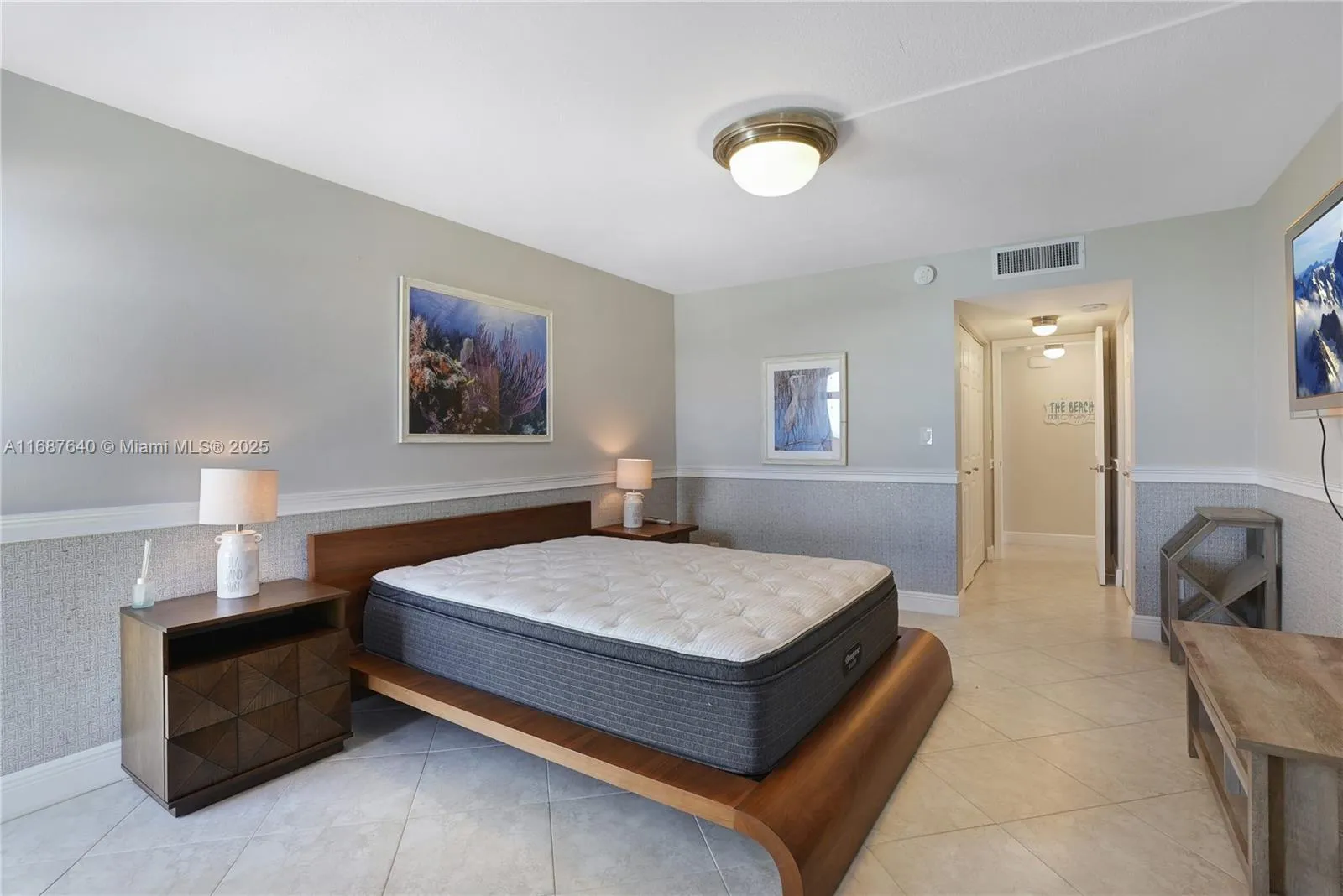 Singer Island, Florida 33404, United States, 2 Bedrooms Bedrooms, ,2 BathroomsBathrooms,Residential,Active,35031