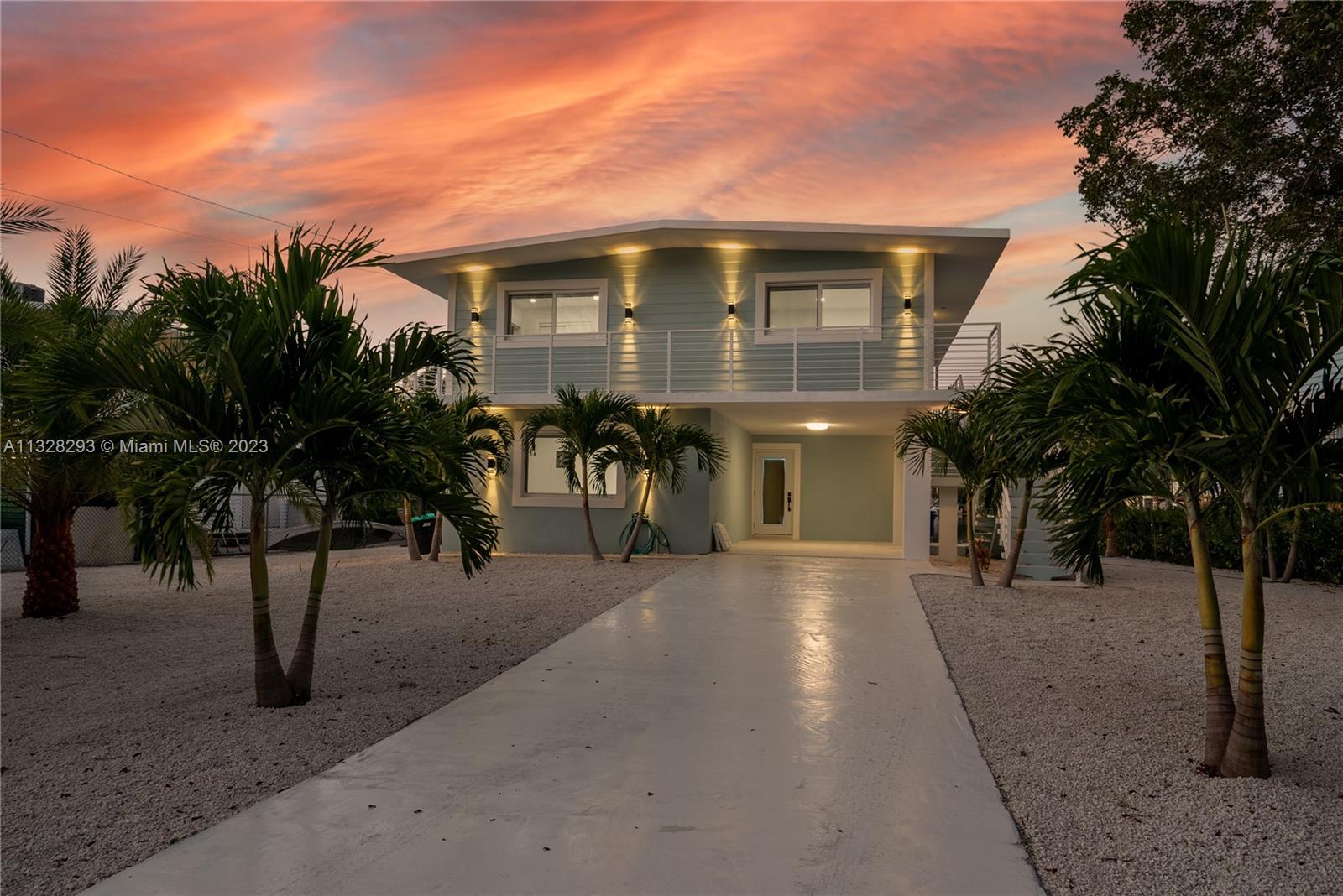 TWIN LAKES - Residential