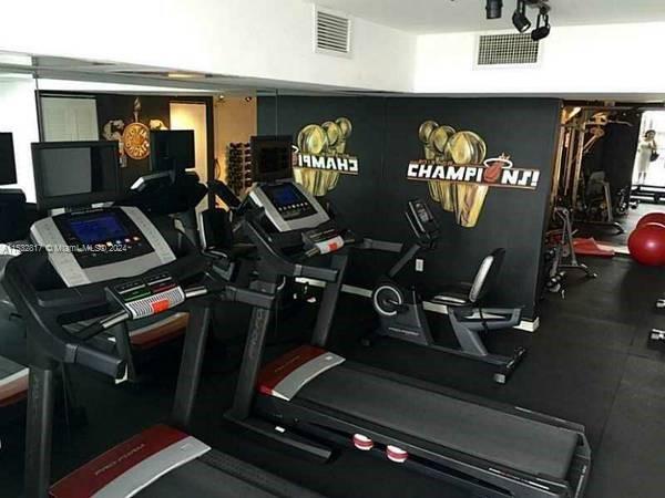 ALTOS DE MIAMI CONDO - Residential Lease