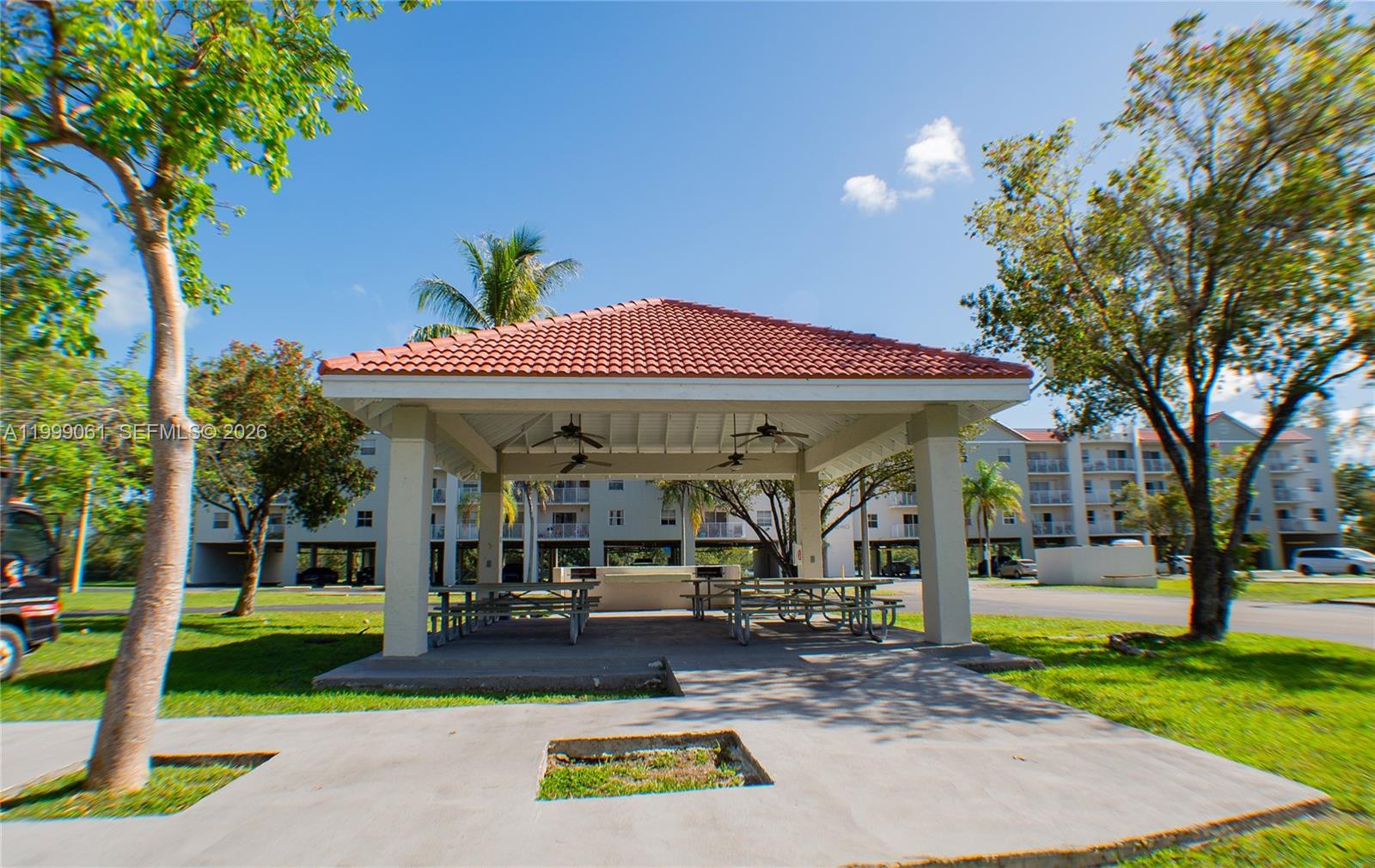 SAGA BAY GARDENS CONDO - Residential Lease